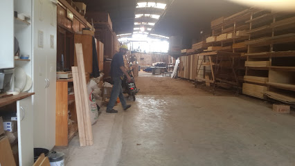 AF1QipMyvROKR3MK6TN1r4MrNiO1 5atbrzT KpT06JPw426 h240 k no 1