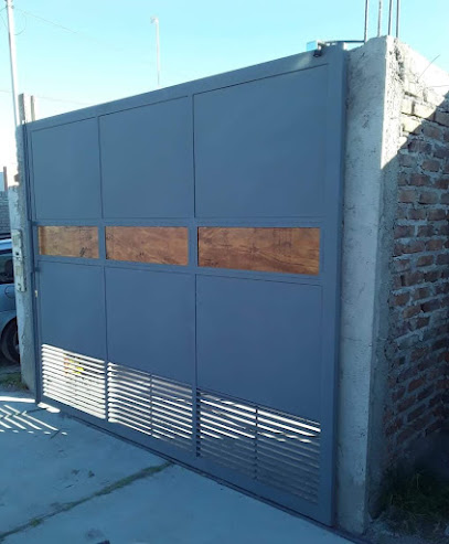 Metalúrgica Maderas - San Juan 1 AF1QipNE4C0bG1 BR10AxeLoRk4b 1tcdA9Hl7ajS50ow408 h493 k no