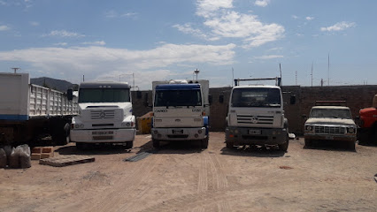 Comercial Argentino - Las Heras 1 AF1QipOKb4OUoG9nMo76mtEaLmAiYsNIy677gslRAk70w426 h240 k no