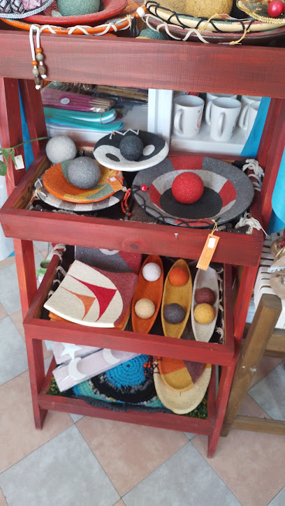 AF1QipOM8VYC GMMb PoL1vhayrdIVwJ9zRi2yZgkfkAw408 h725 k no