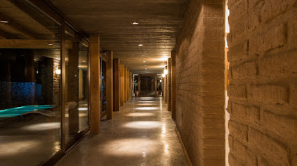 AF1QipObsFXxKpKGmPMHgeGfaOwJhLxxAc0w7B4Xz7lRw427 h240 k no 1