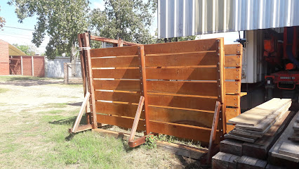 AF1QipPnjjp9R3ITwxJzKWC4331on7te9KamF3r7aHZPw426 h240 k no